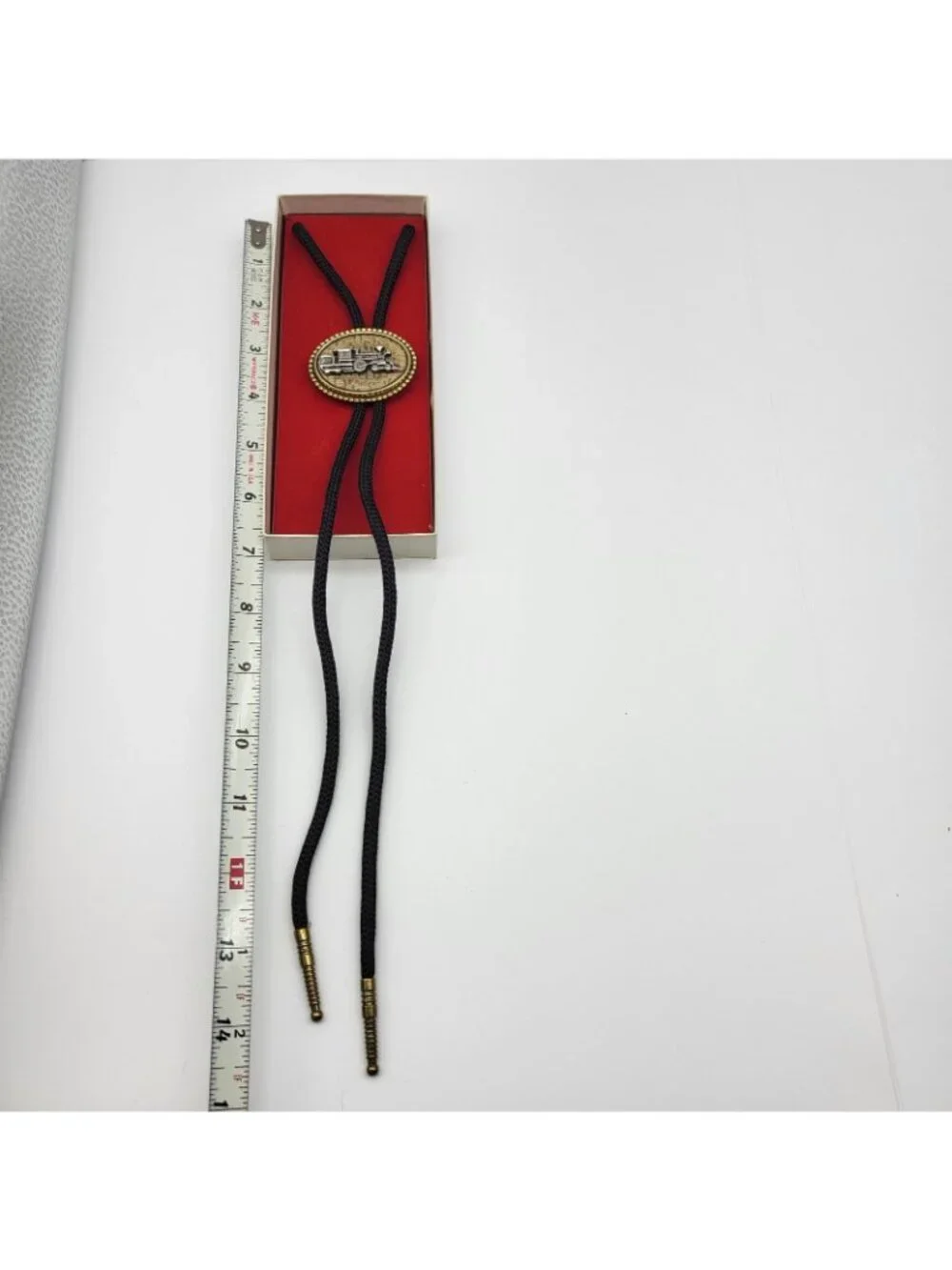 Vintage Southern Pacific railroad Train Bolo Tie in box CP Huntington Employee